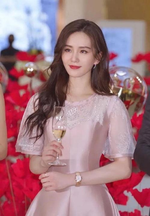 一线吃瓜 娱乐圈by,一线吃瓜，揭秘明星幕后故事